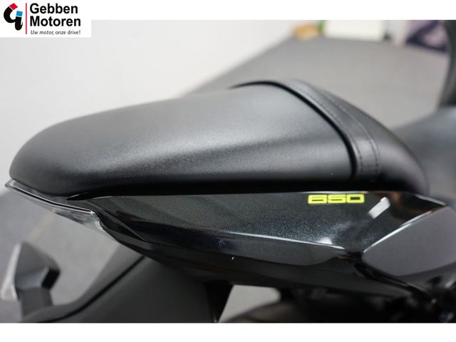 kawasaki - ninja-650-krt-edition