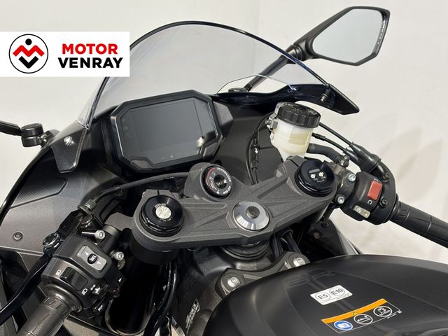 kawasaki - ninja-zx-6r