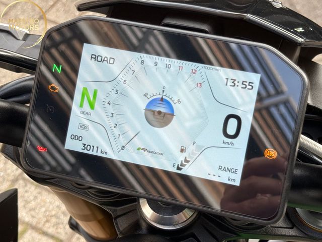 kawasaki - z900-se-performance