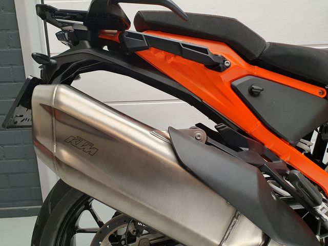 ktm - 1290-super-adventure-s