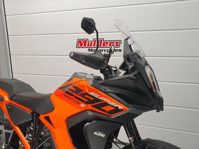 ktm - 1290-super-adventure-s