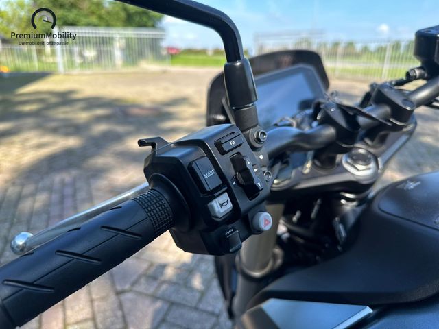 honda - cb-750-hornet