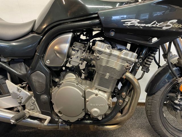 suzuki - gsf-600-s-bandit