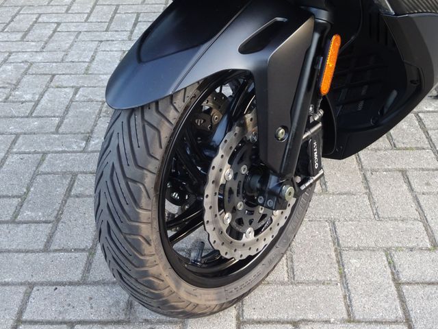 kymco - xciting-s-400i