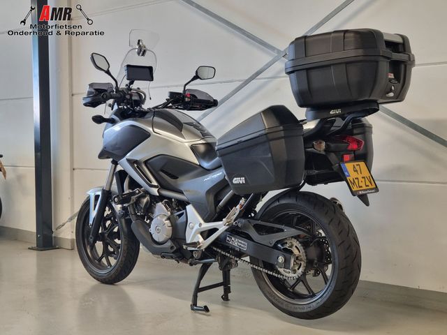 honda - nc-700-x-dct