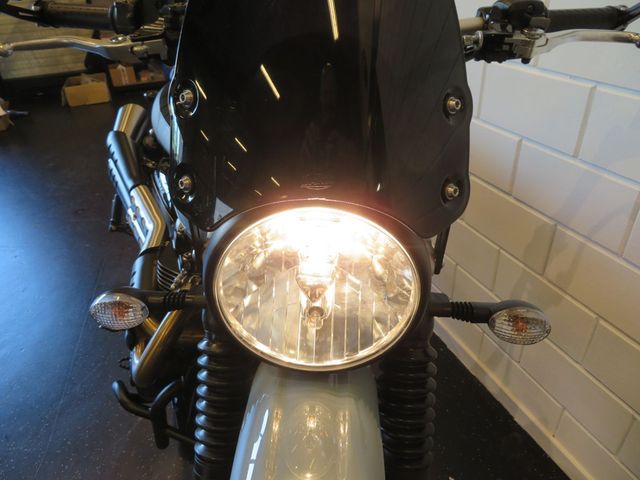 triumph - scrambler-900
