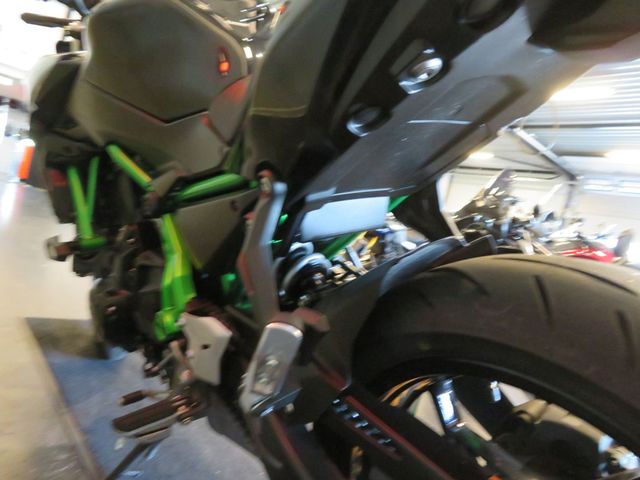 kawasaki - z650