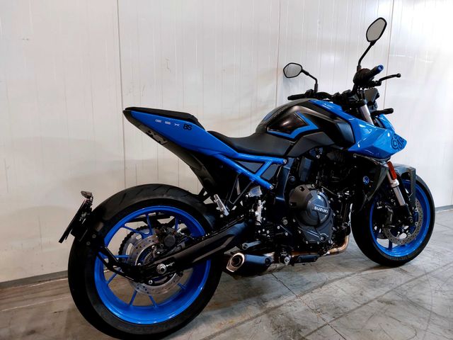 suzuki - gsx-8s