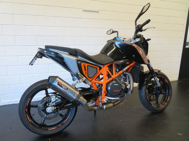 ktm - 690-duke