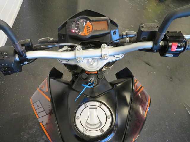 ktm - 690-duke