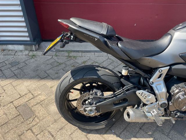 yamaha - mt-07-abs