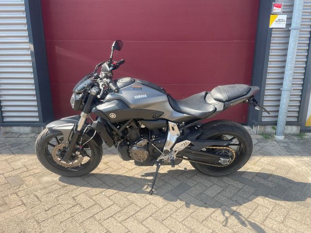 yamaha - mt-07-abs
