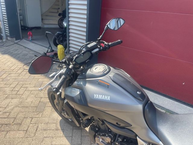 yamaha - mt-07-abs