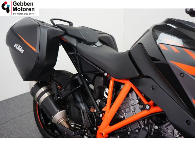 ktm - 1290-super-duke-gt