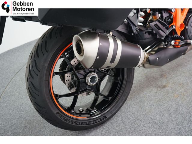 ktm - 1290-super-duke-gt
