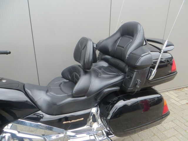 honda - gl-1800-goldwing