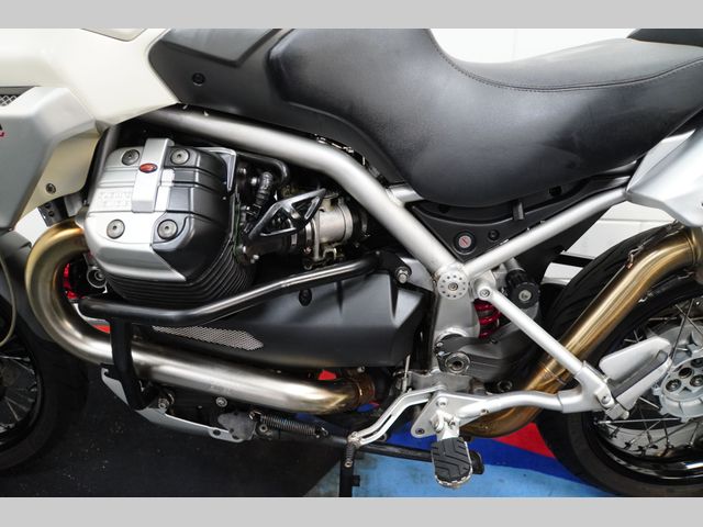 moto-guzzi - stelvio-1200-4v
