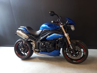 TRIUMPH SPEED TRIPLE 1050 ABS – foto 4