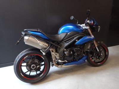 TRIUMPH SPEED TRIPLE 1050 ABS – foto 3