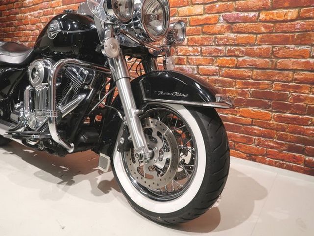 harley-davidson - road-king-classic-flhrc