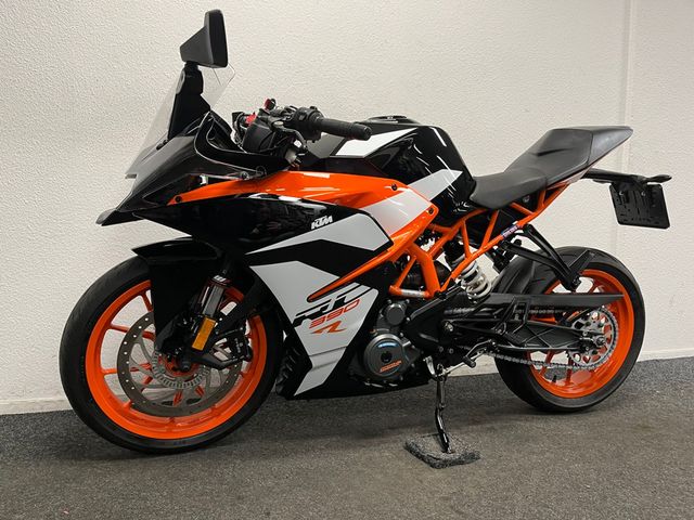 ktm - rc-390