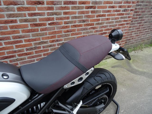 yamaha - xsr-900-abs
