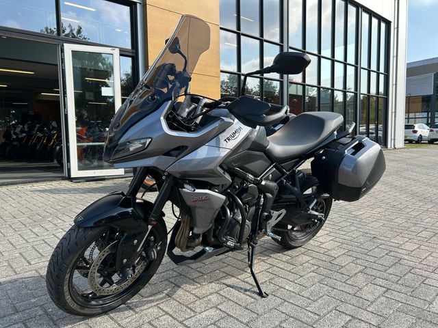 triumph - tiger-660