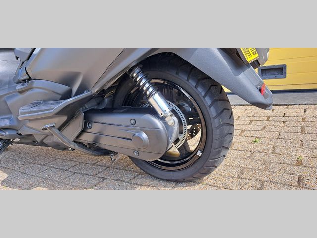 suzuki - an-650-burgman-abs