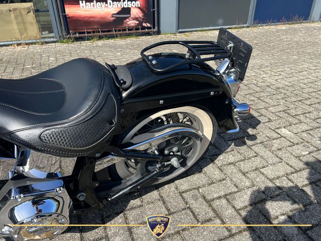 harley-davidson - softail-deluxe-flstni