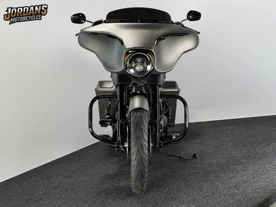 HARLEY-DAVIDSON STREET GLIDE – foto 3
