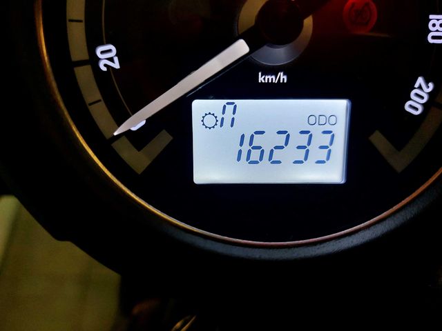 triumph - bonneville-t-120-black