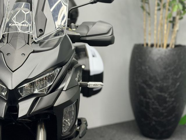 kawasaki - versys-1000-se-grand-tourer