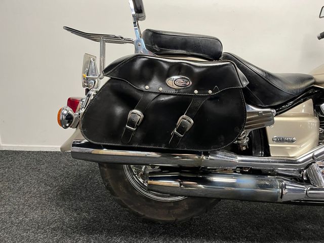 yamaha - xvs-650-a-dragstar-classic