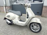 VESPA PRIMAVERA 125