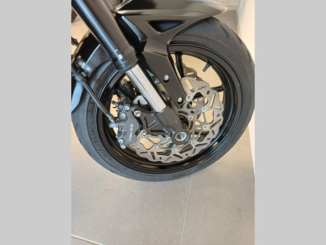 kawasaki - versys-1000-abs