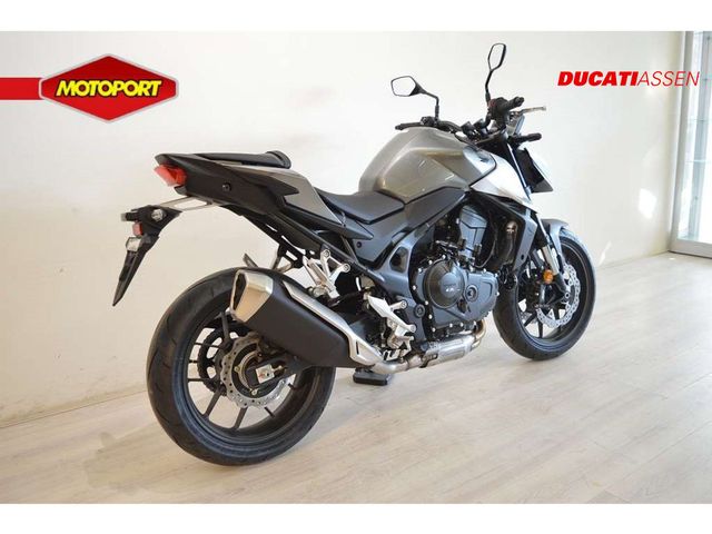 honda - cb-750-hornet