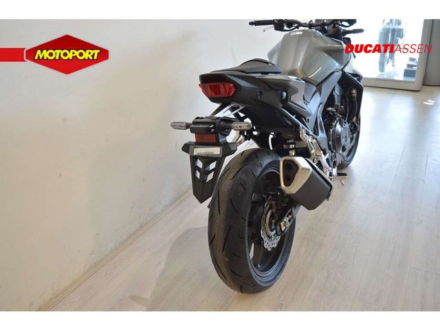 honda - cb-750-hornet