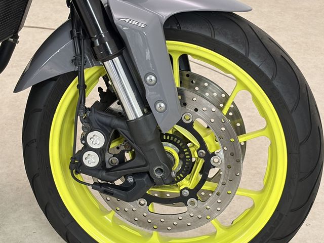 yamaha - mt-09-abs