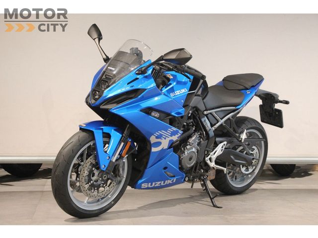 suzuki - gsx-8r