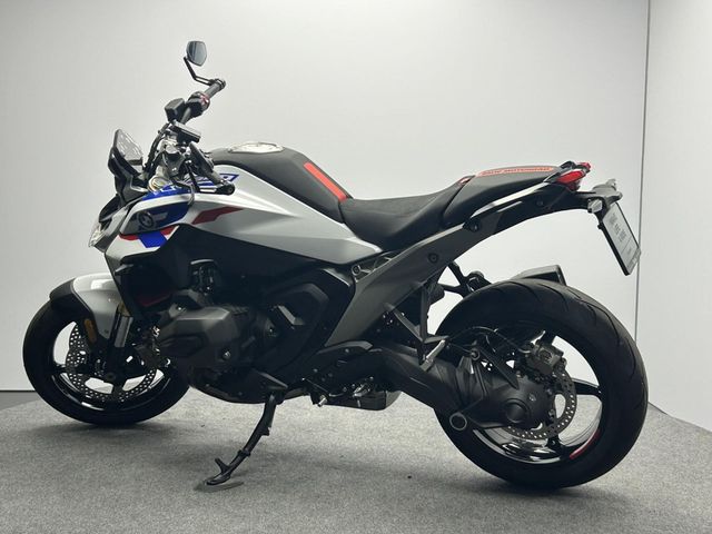 bmw - r-1300-r