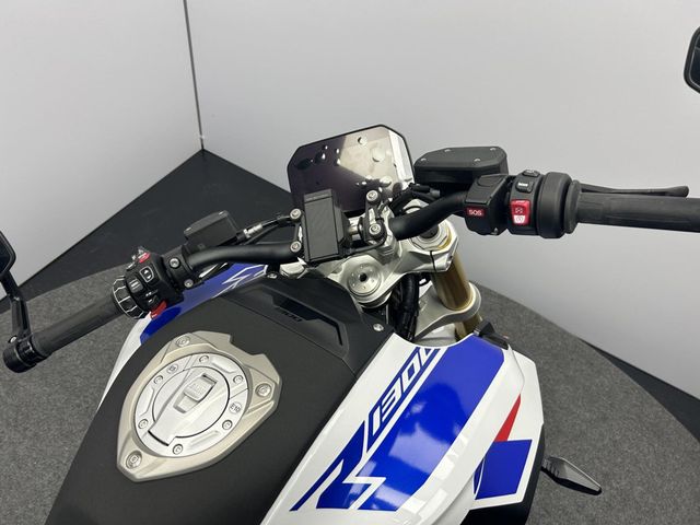 bmw - r-1300-r
