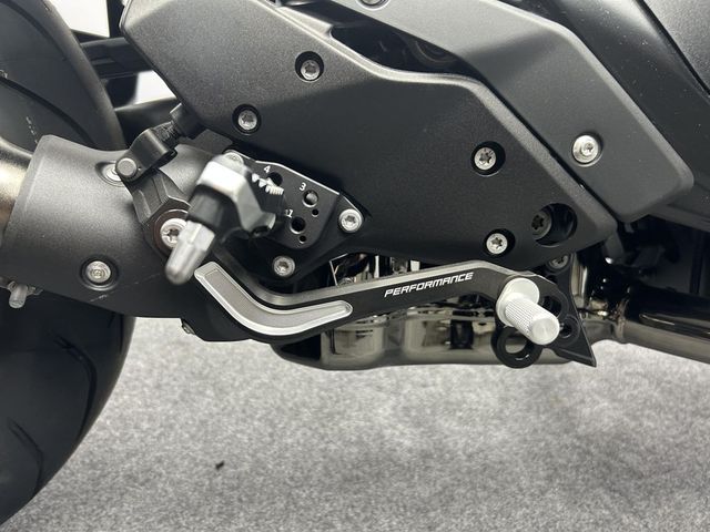 bmw - r-1300-r