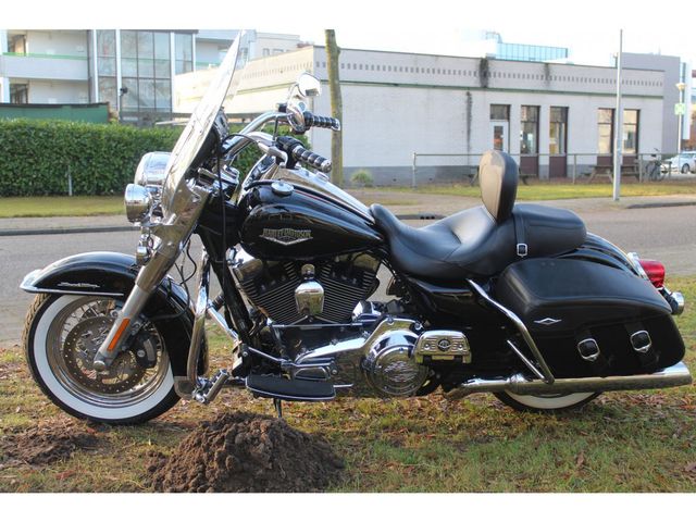 harley-davidson - road-king-classic-flhrc
