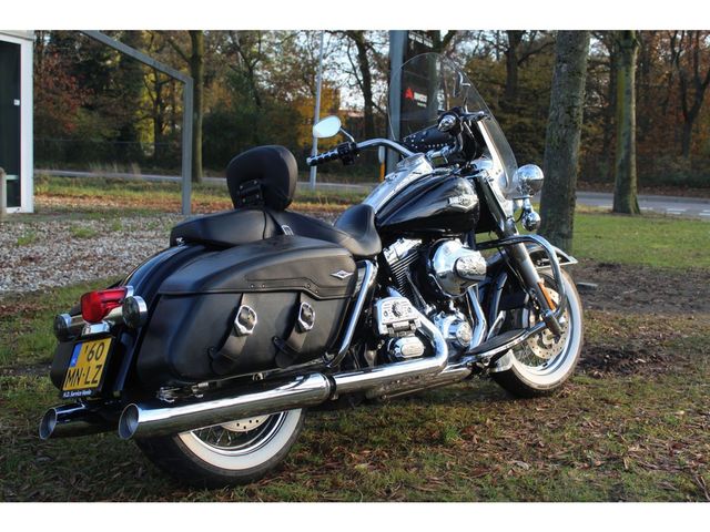 harley-davidson - road-king-classic-flhrc