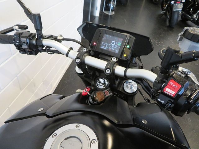 yamaha - mt-09-abs