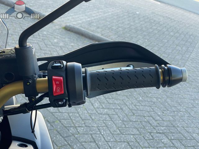 aprilia - tuareg-660