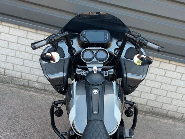 harley-davidson - road-glide-custom-fltrx