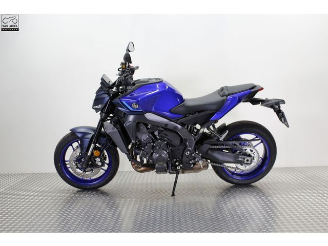 yamaha - mt-09-y-amt