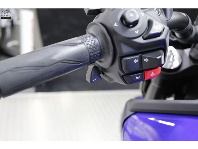 yamaha - mt-09-y-amt