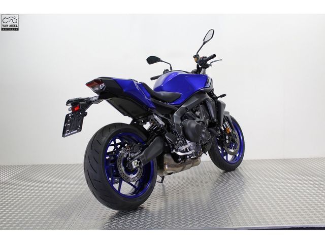 yamaha - mt-09-y-amt